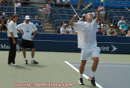 NY06-08-22_0045.jpg (108725 octets)