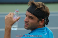 NY06-08-280115.jpg (79597 octets)