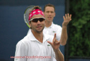 NY06-09-02-007.jpg (98705 octets)